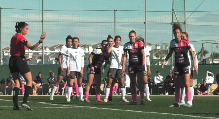  唐佳麗梅開二度、邵子欽破門，中國女足3-2擊敗Alhama俱樂部女足