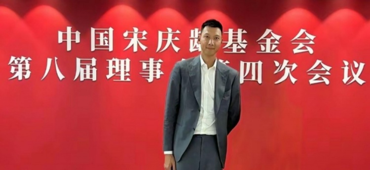  時(shí)隔5個(gè)月首次公開露面！大河報(bào)：易建聯(lián)關(guān)聯(lián)公司成被執(zhí)行人