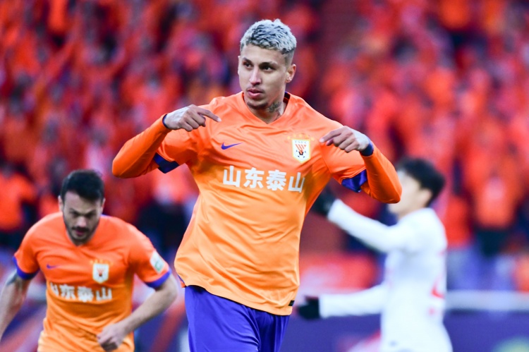  克雷桑：今天我們有理由慶祝，五外援對(duì)提升勝率會(huì)有非常大的幫助