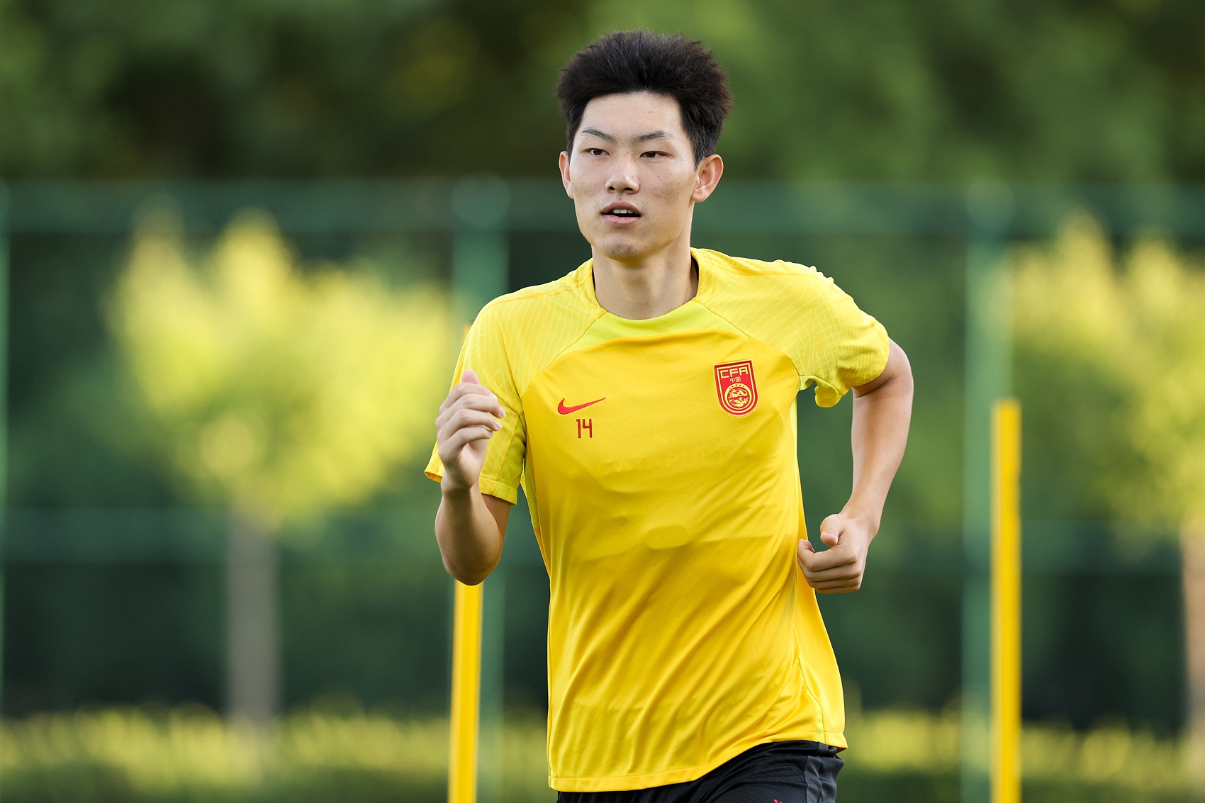  魯媒：泰山隊(duì)抵達(dá)梅州五外援齊整，四名國腳可出戰(zhàn)史松宸隨隊(duì)