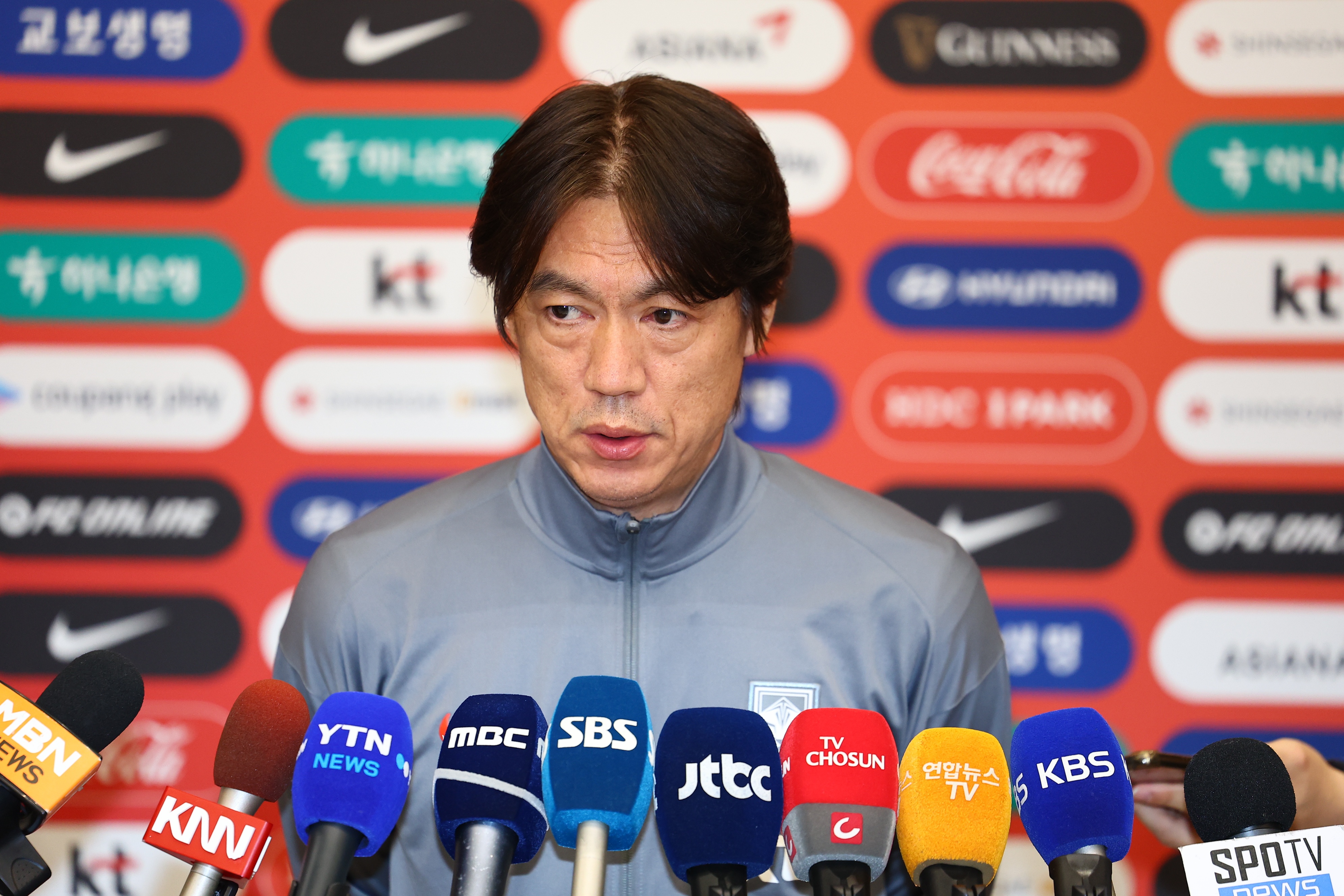  洪明甫不滿：金玟哉對國家隊也重要，拜仁缺乏對球員的保護